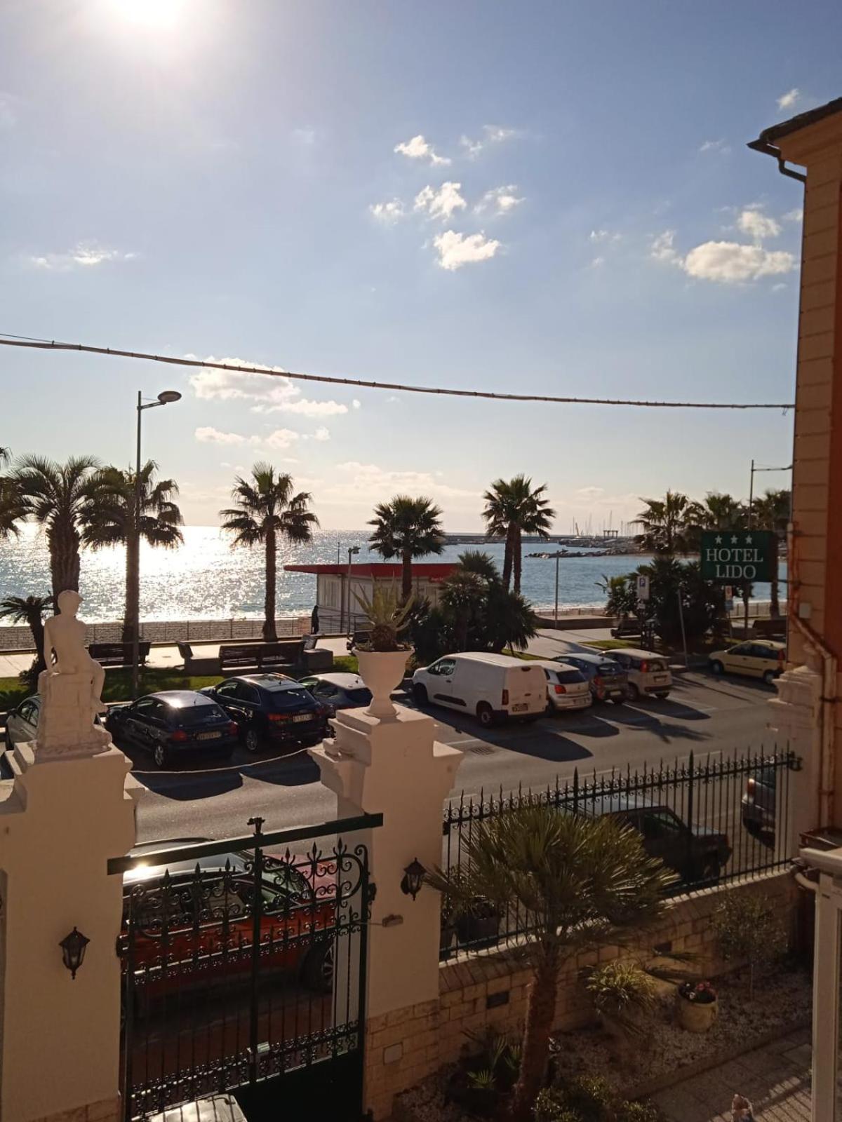 Hotel Lido Varazze Exterior foto